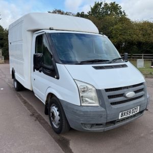 2009 Ford Transit Box Van with onboard pto driven compressor. 2.4 Tdci 5 speed manual.