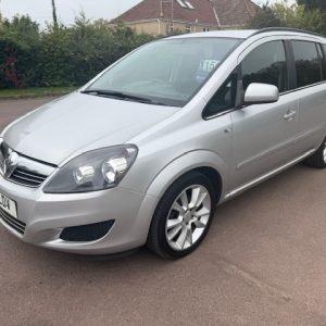 2011 Vauxhall Zafira Exclusive  1.8 petrol 5 speed manual.