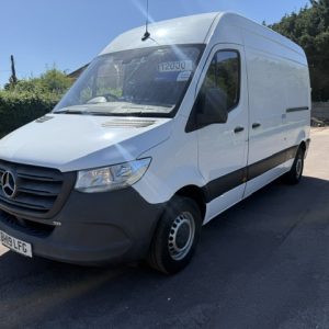 2019 Mercedes Sprinter 311 Cdi Mwb  2.1 6 speed manual Front wheel drive.